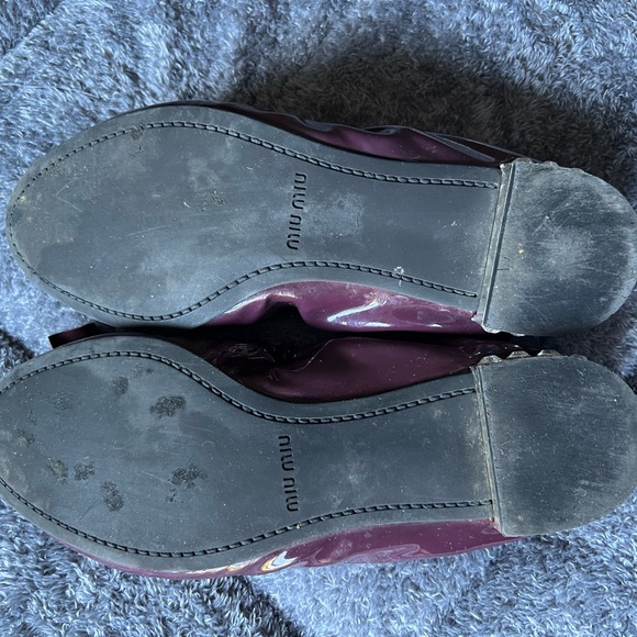 Purple Miu Miu patent leather ballet flats with stones in heel, size 38 - Picture 2 of 5